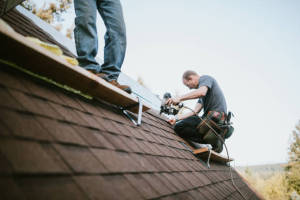 Local Roofers in Little York, IL